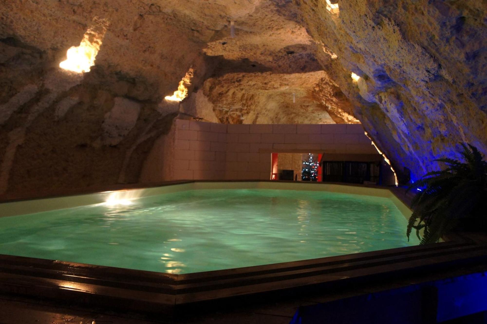 Chambres D'Hotes Troglodytes Le Clos De L'Hermitage อองบวส ภายนอก รูปภาพ